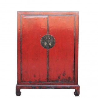 Chinese lacquered sideboard with doors