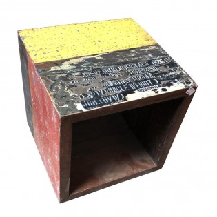 Cube module in recycled wood