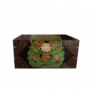 Chinese trunk with paintings