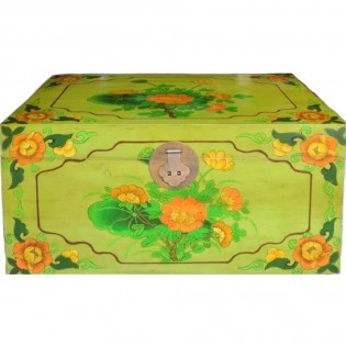 Chinese chest trunk with green base paintings