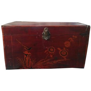 120 yo box with paintings from China