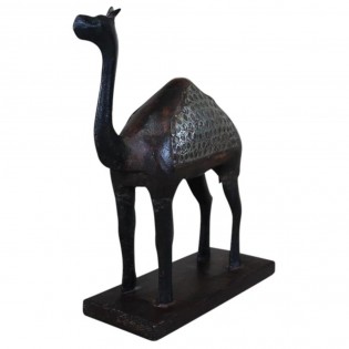 Decorative camel statuette in wood and iron
