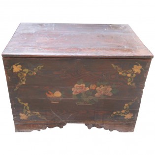 Ancient Chinese chest with paintings