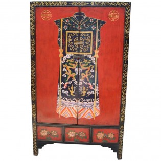 Chinese cabinet with basic red kimono