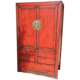 Chinese big closet in red lacquer