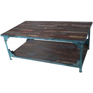 Tavolino con legno di recupero e ferro
