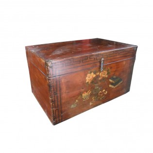 caja china antigua con las decoraciones