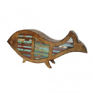 La creencia en la forma de pez de madera reciclada